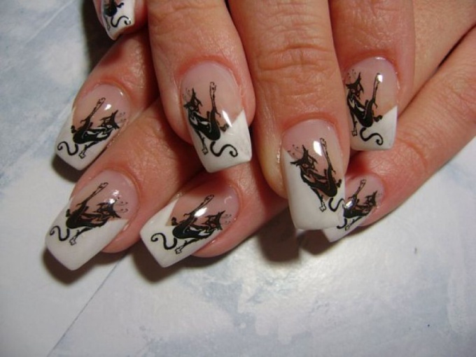 nail art s nálepkami